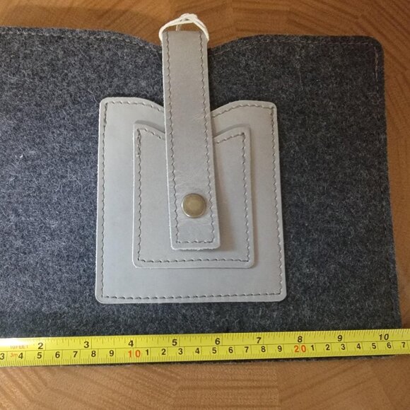 Handcrafted RUSTICO Fine Leather Tablet Case - NEW WITH TAGS - Picture 2 of 7